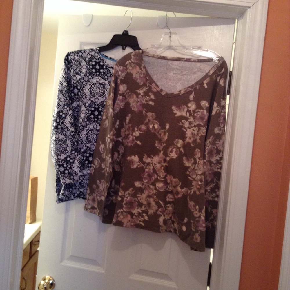 Bundle of two long sleeve casual shirts